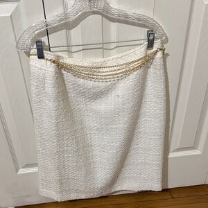 Tahari White Pencil Skirt with Gold Chain Accent